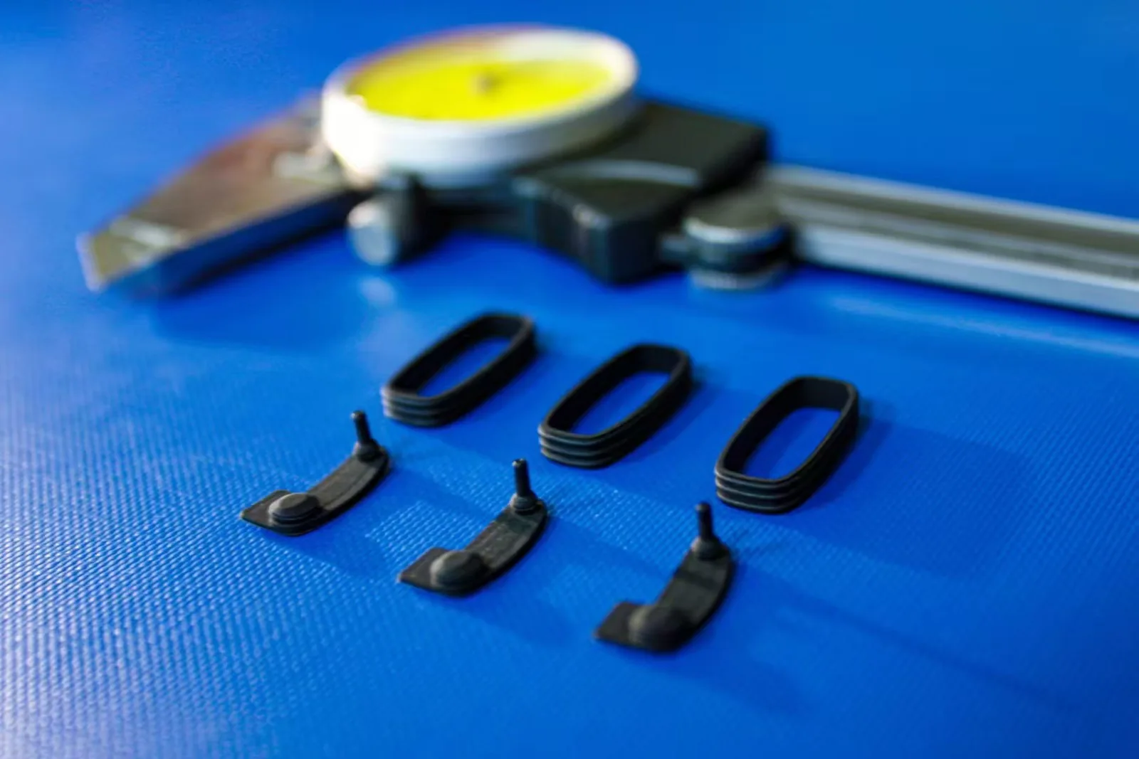 Dimensional inspection of small custom molded rubber sealing components