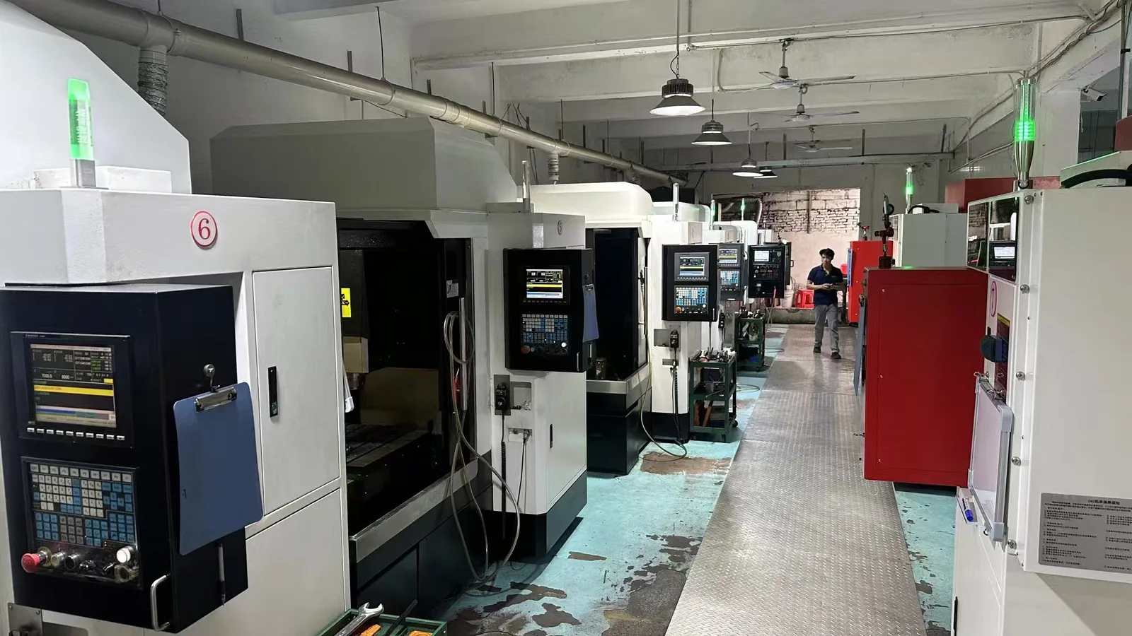 PRESIS Shenzhen silicone and rubber mold CNC machining workshop